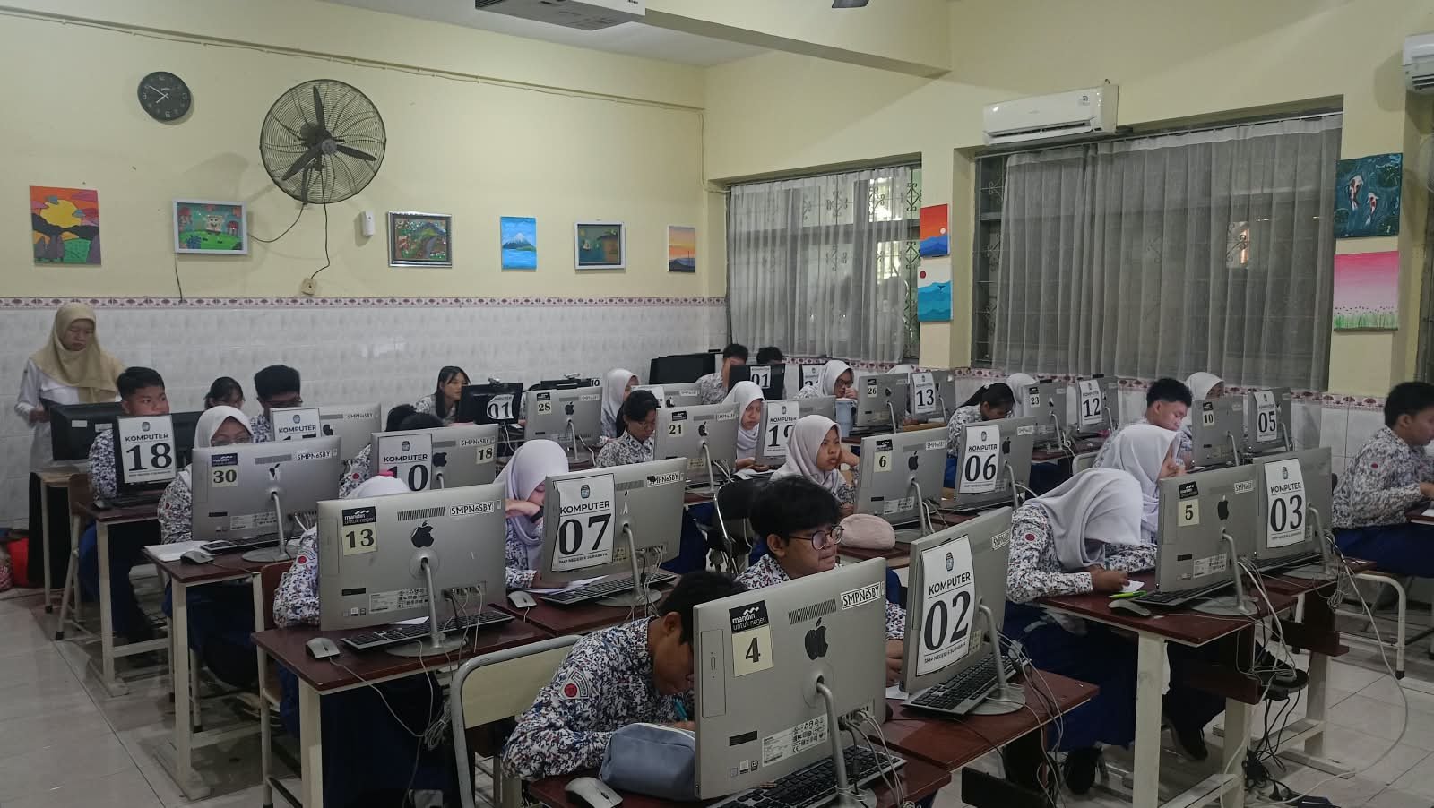 Siap Menghadapi TKA: SMP Negeri 6 Surabaya Melaksanakan Try Out Serentak Paket 2