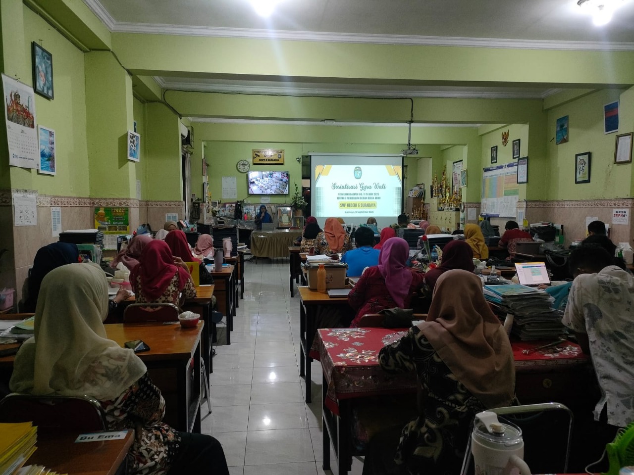 📰 Sosialisasi Program Guru Wali SMP Negeri 6 Surabaya